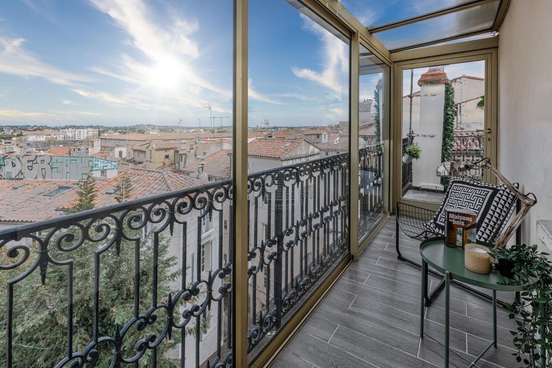 La Terrasse, Vue Sur Les Toits De Montpellier Apartment Bagian luar foto